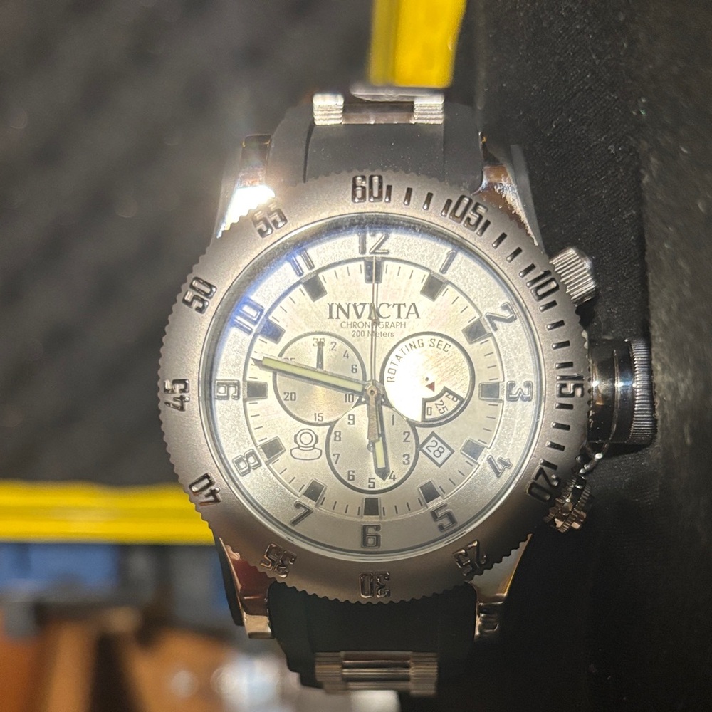Invicta Russian Diver 10133 – 52 mm Swiss Quartz Chronograph with Silver Dial